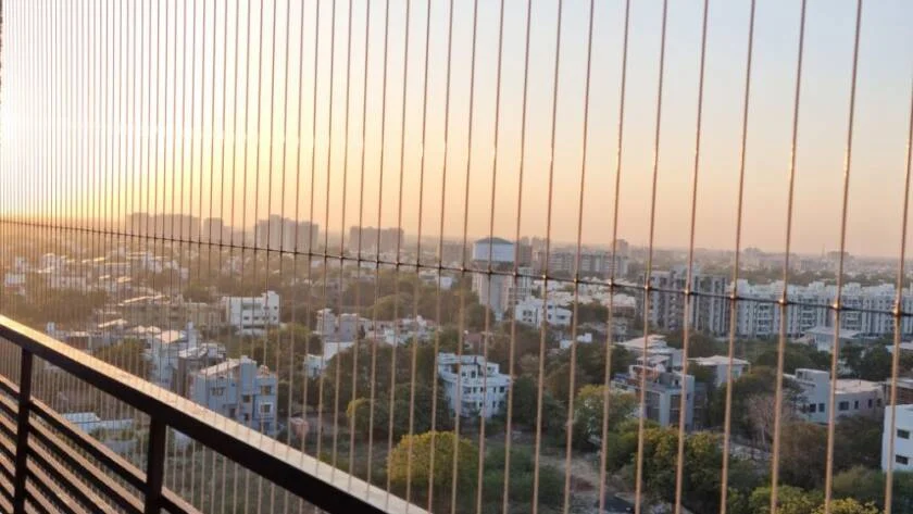 Balcony-Invisible-Grill